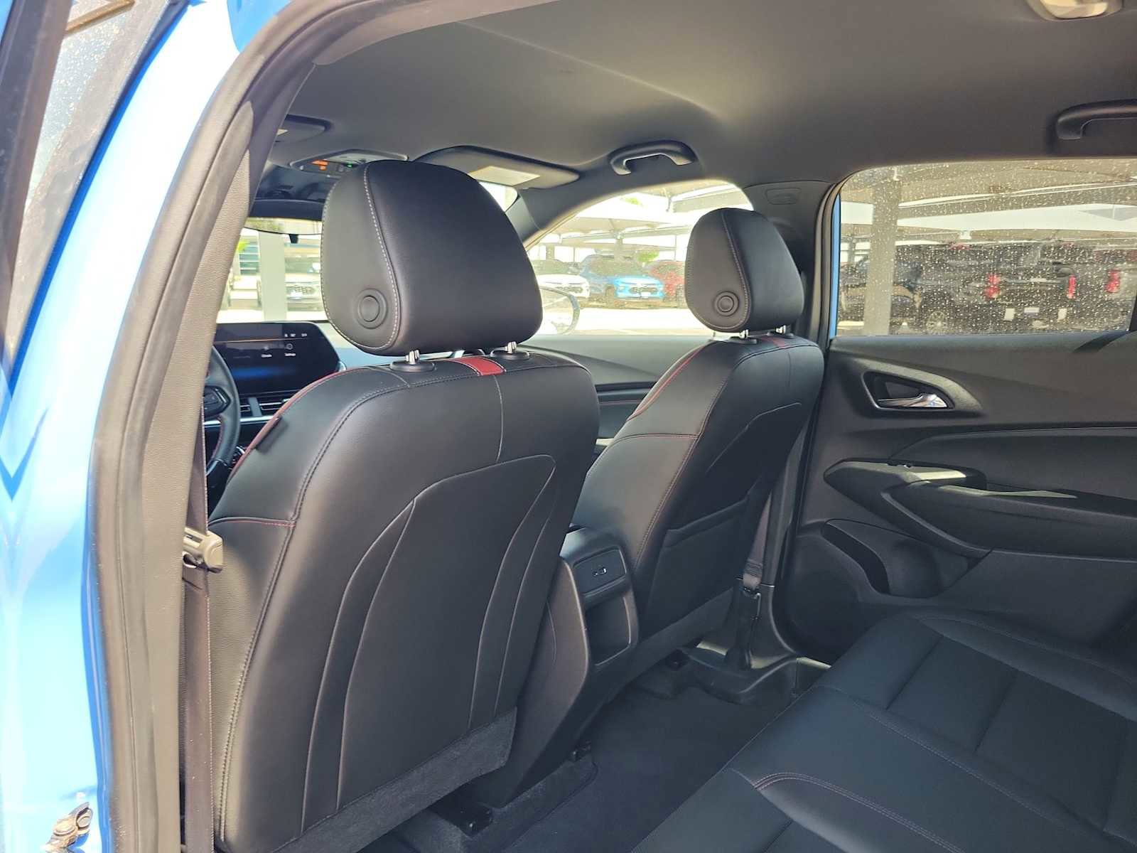 Used 2024 Chevrolet Trax RS w/ Driver Confidence Package image 16