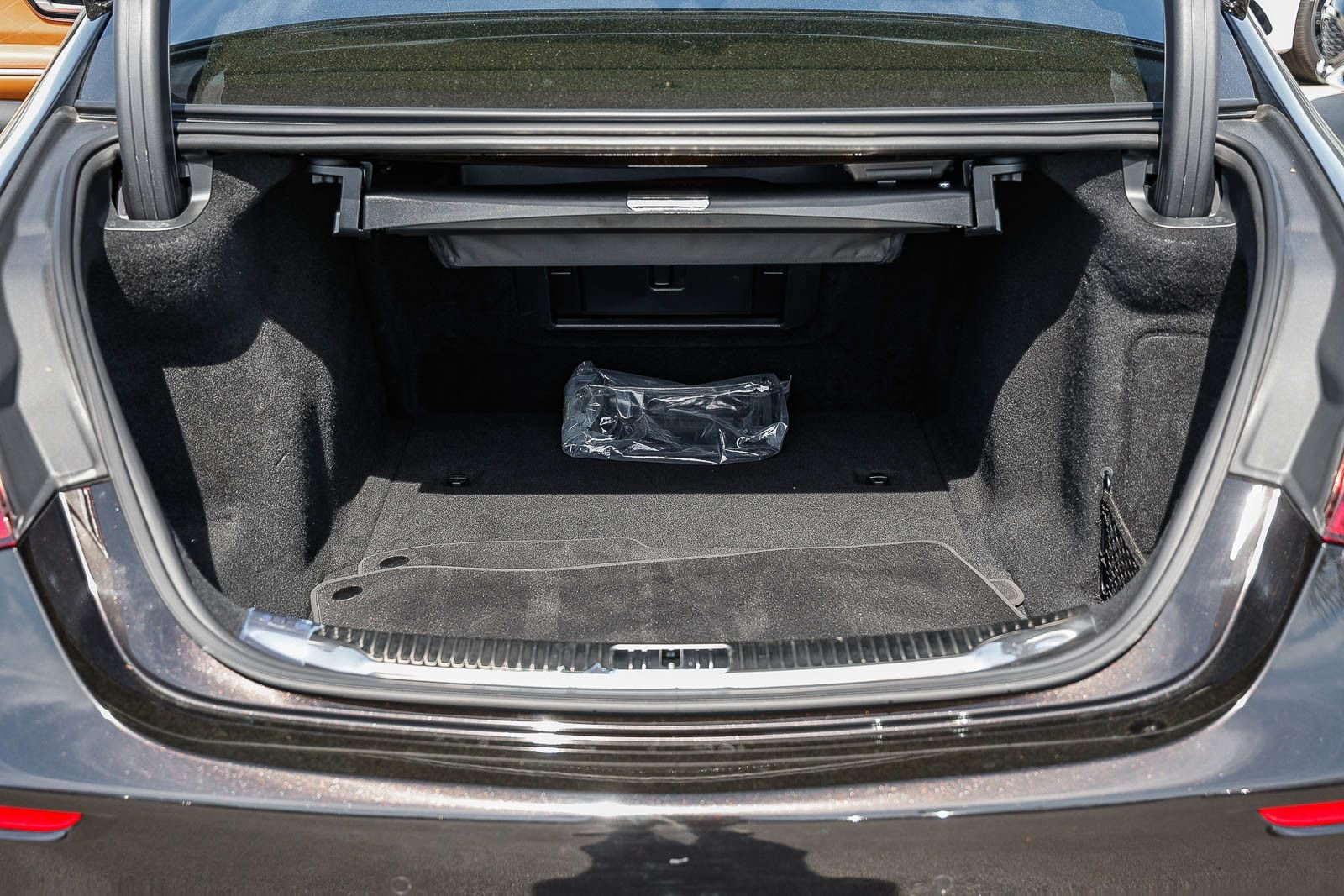Certified 2022 Mercedes-Benz S 580 4MATIC Sedan w/ Rear Seat Package image 27