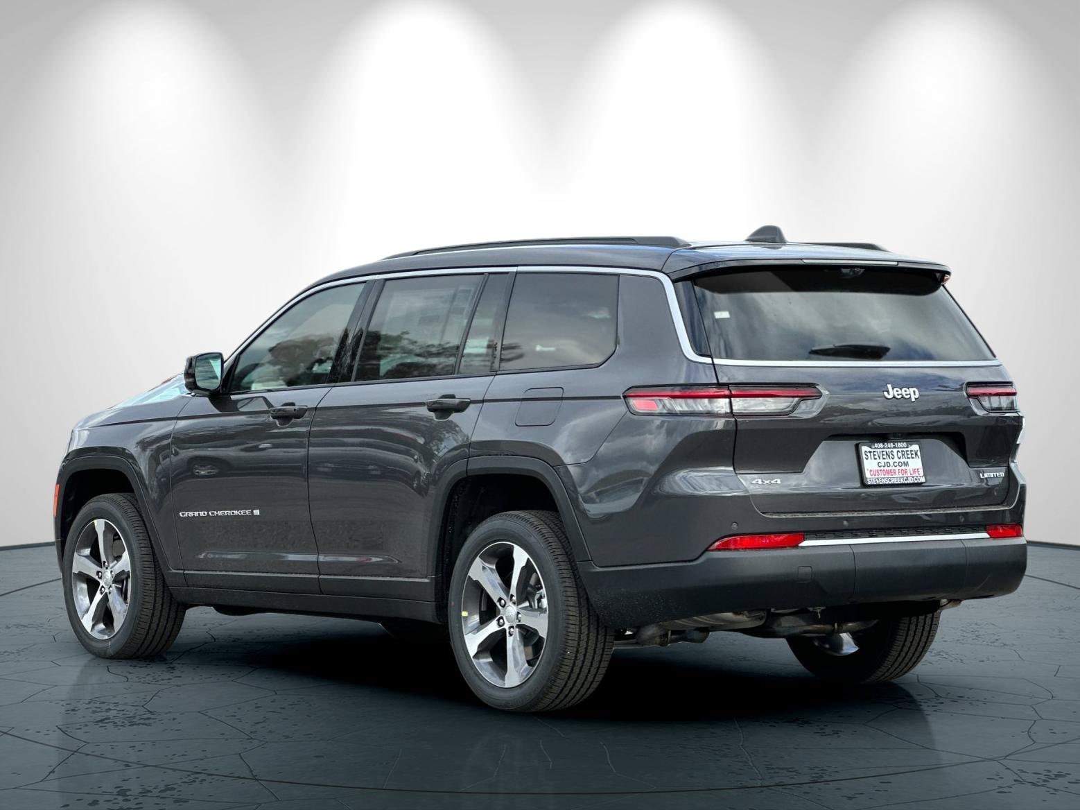 New 2026 Jeep Grand Cherokee L Limited w/ Luxury Tech Group II AWD/4WD image 6