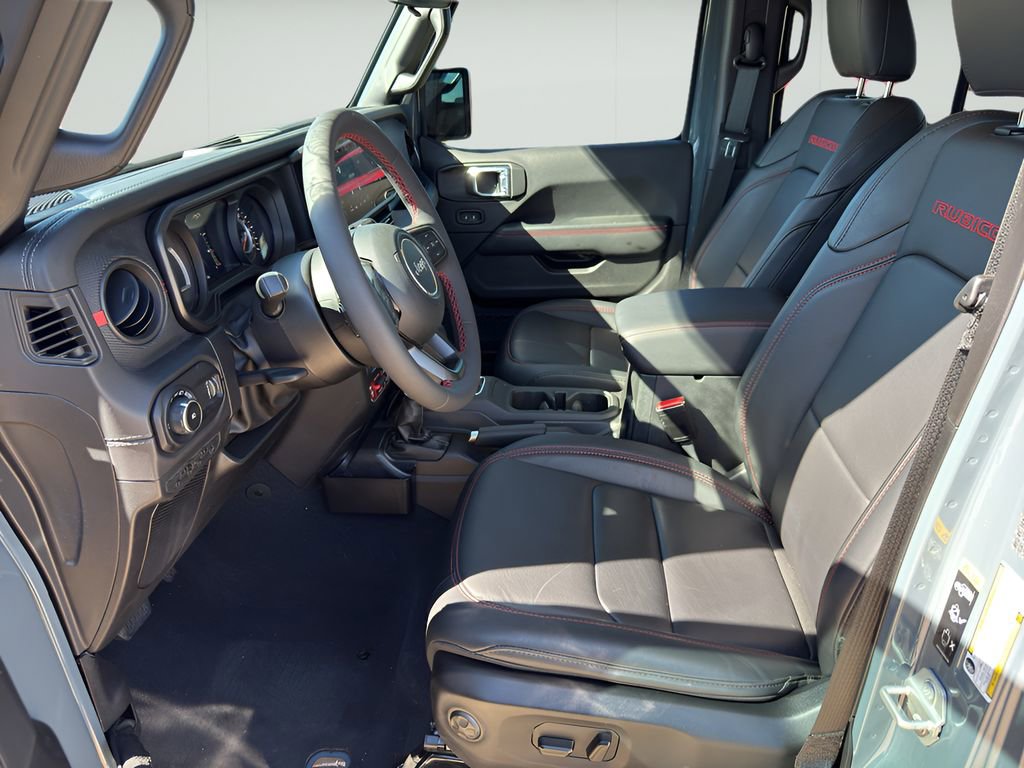 Used 2024 Jeep Wrangler Unlimited Rubicon w/ Convenience Group image 8