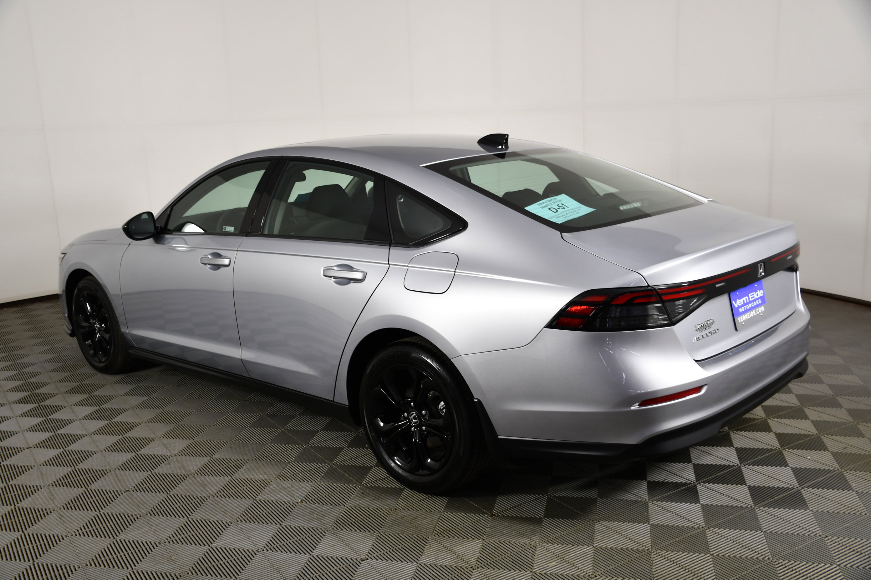 Certified 2025 Honda Accord SE image 7