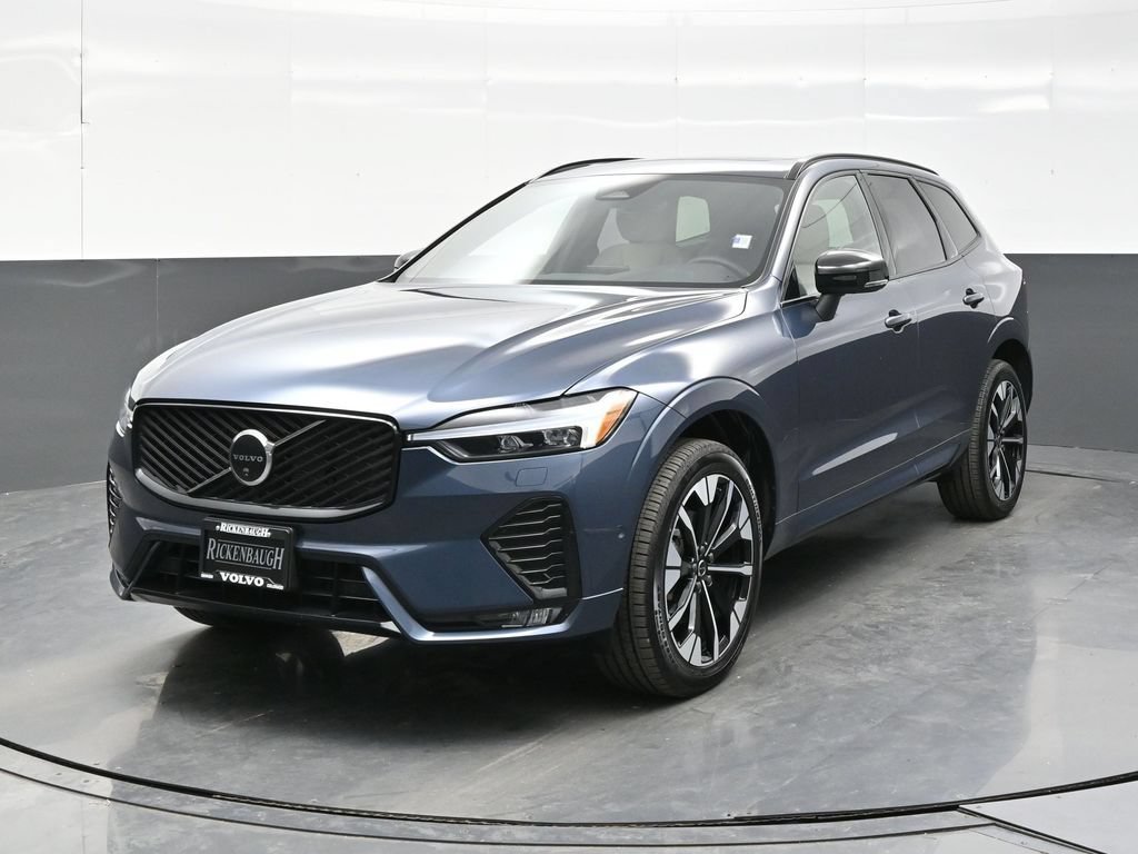 Used 2026 Volvo XC60 B5 Plus AWD/4WD image 2