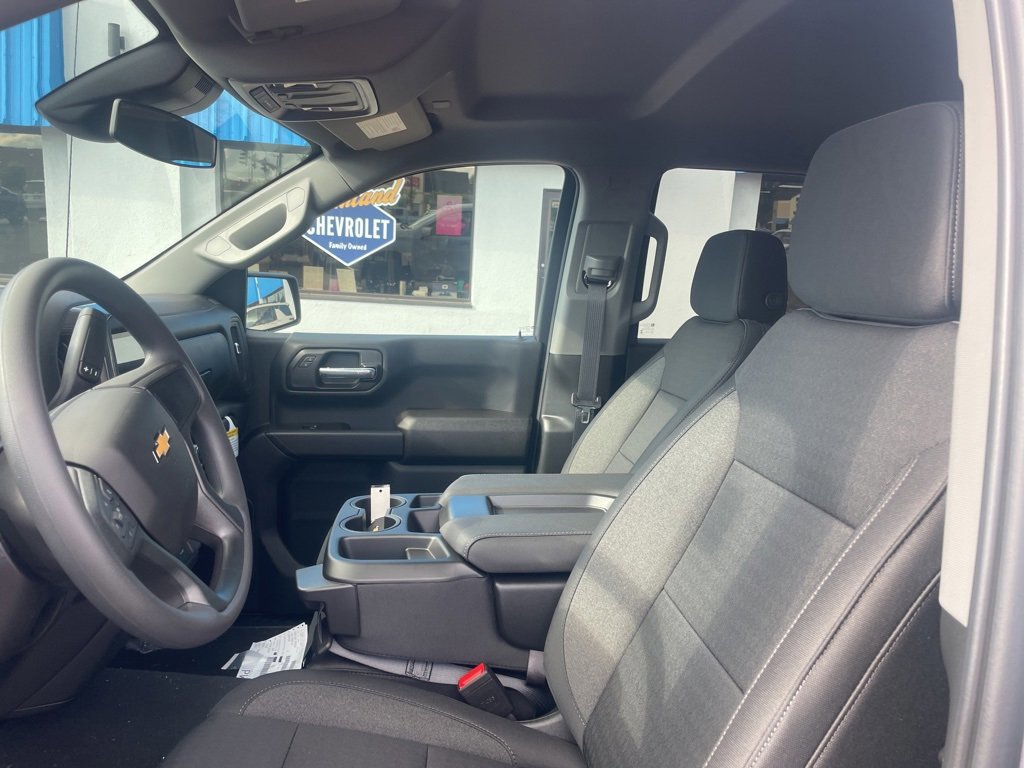 New 2026 Chevrolet Silverado 1500 Custom w/ Turbomax Blackout Package image 13