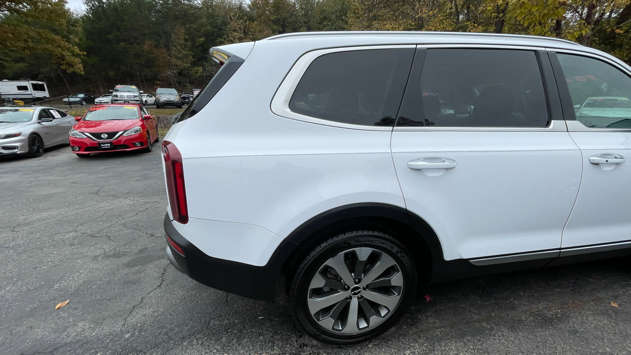 Used 2022 Kia Telluride S image 9