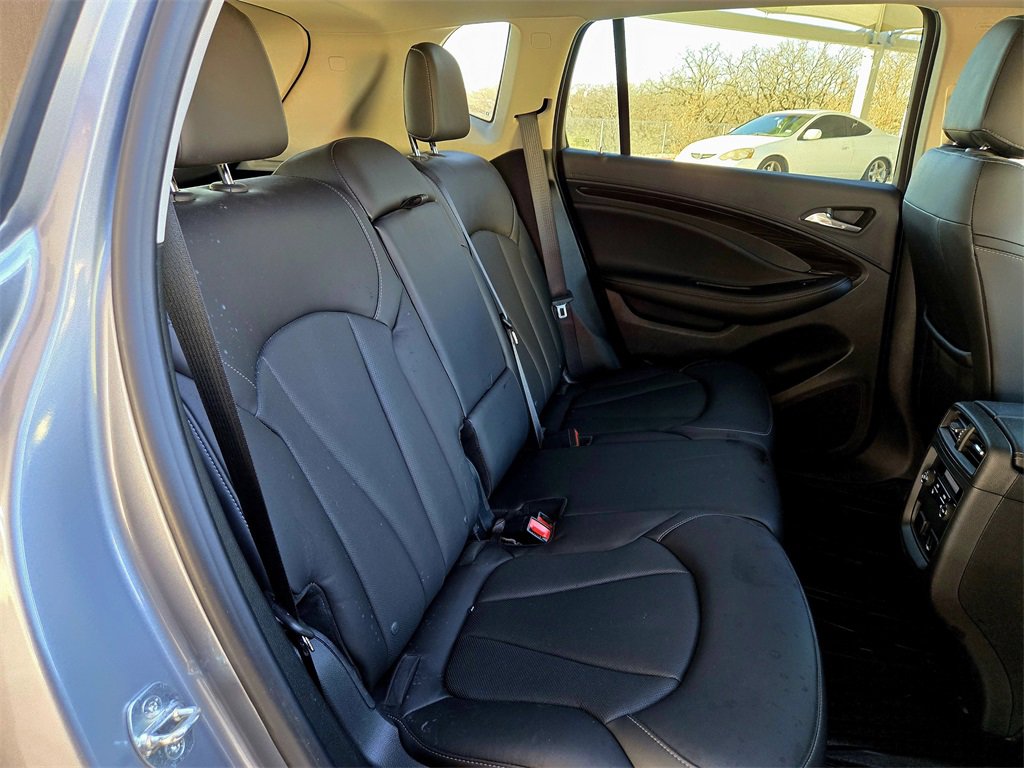 Used 2020 Buick Envision Essence image 29