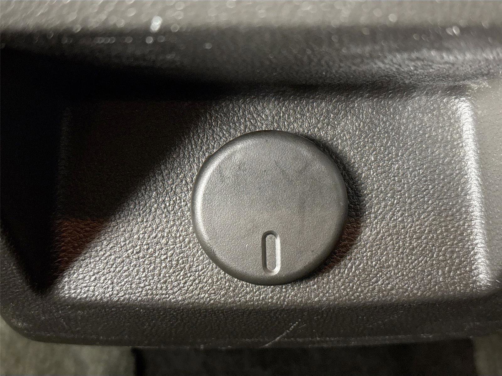 Used 2013 Chevrolet Equinox LT w/ Driver Convenience Package image 32