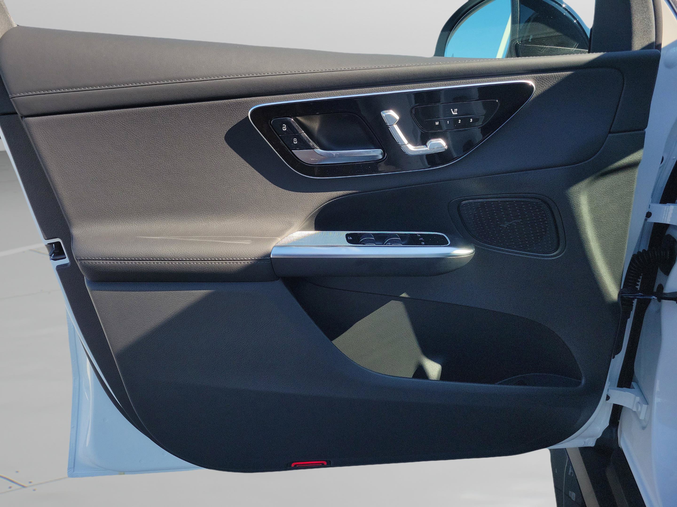 New 2026 Mercedes-Benz GLC 43 AMG 4MATIC image 25