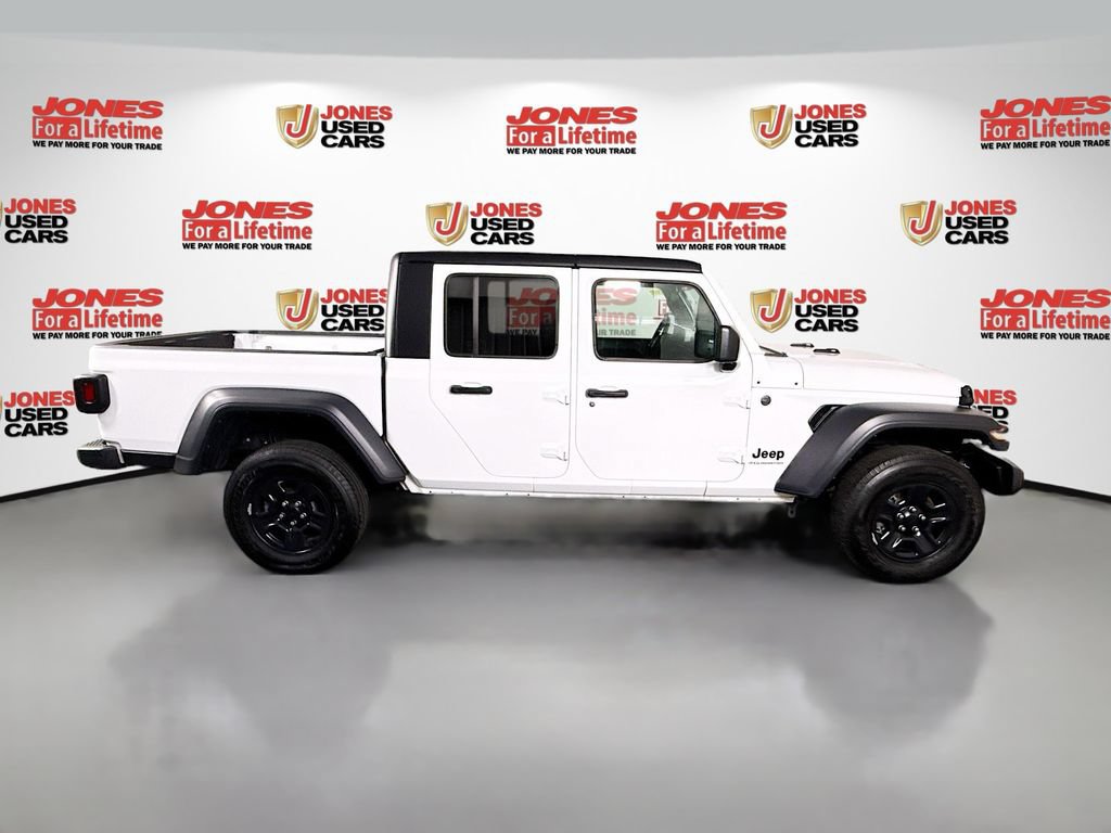 Used 2024 Jeep Gladiator Sport AWD/4WD image 15