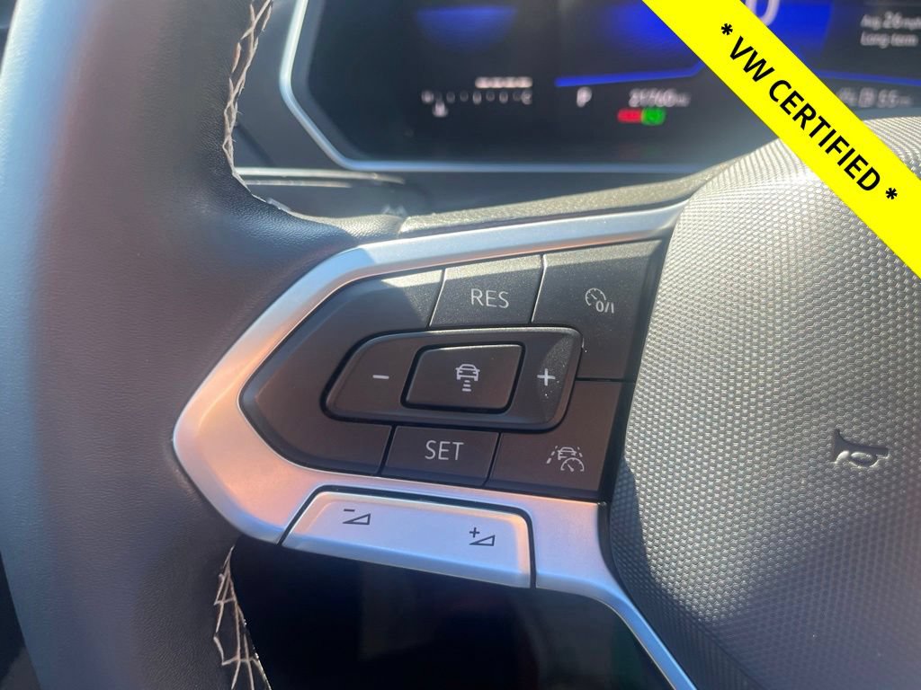 Certified 2023 Volkswagen Tiguan SE w/ Panoramic Sunroof Package AWD/4WD image 25