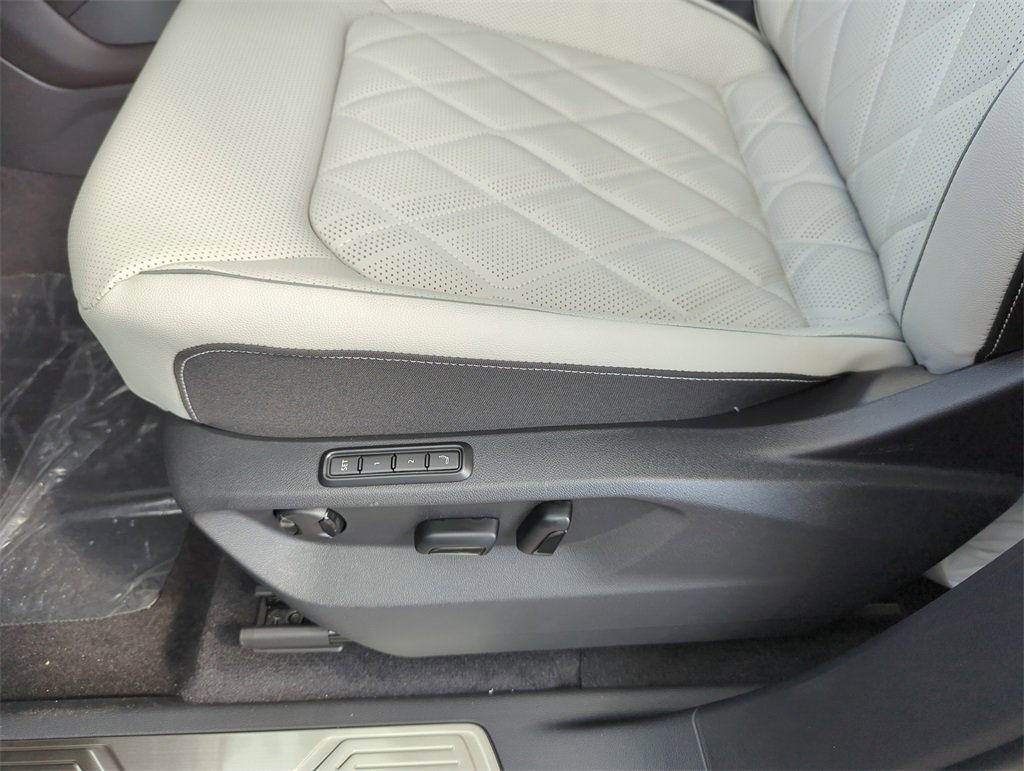 New 2026 Volkswagen Atlas Cross Sport SEL Premium R-Line image 30