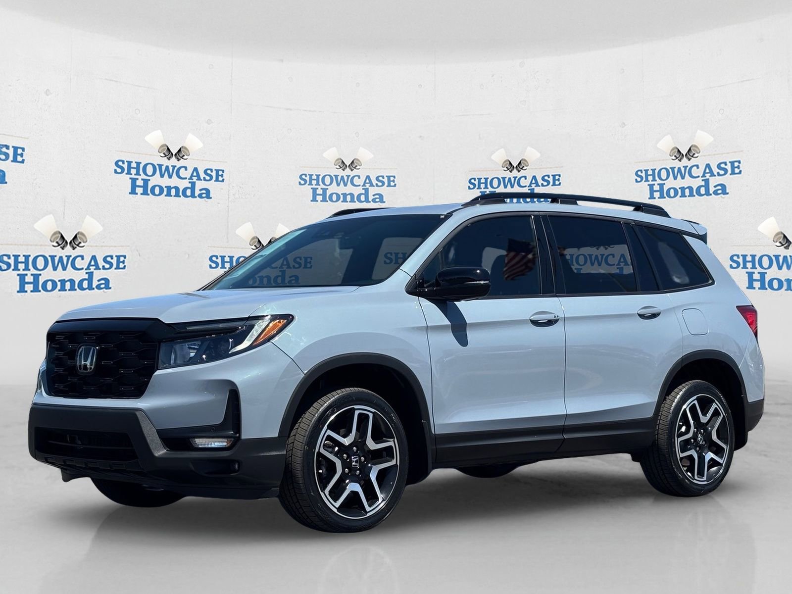 Used 2023 Honda Passport Elite image 2