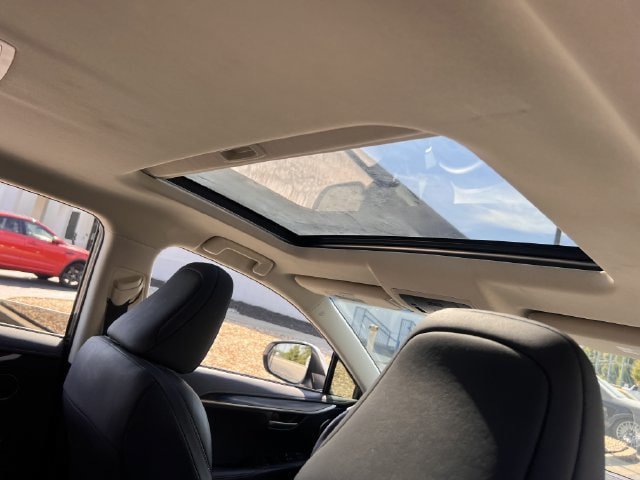 Used 2016 Lexus NX 200t FWD w/ Luxury Package image 28