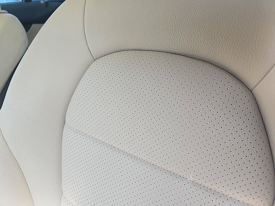 Used 2020 Mercedes-Benz C 300 4MATIC Sedan image 18