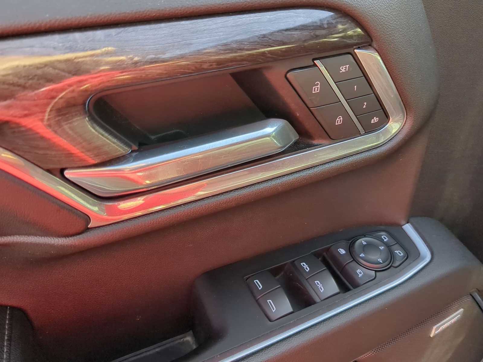 Used 2022 Chevrolet Silverado 1500 LTZ image 12