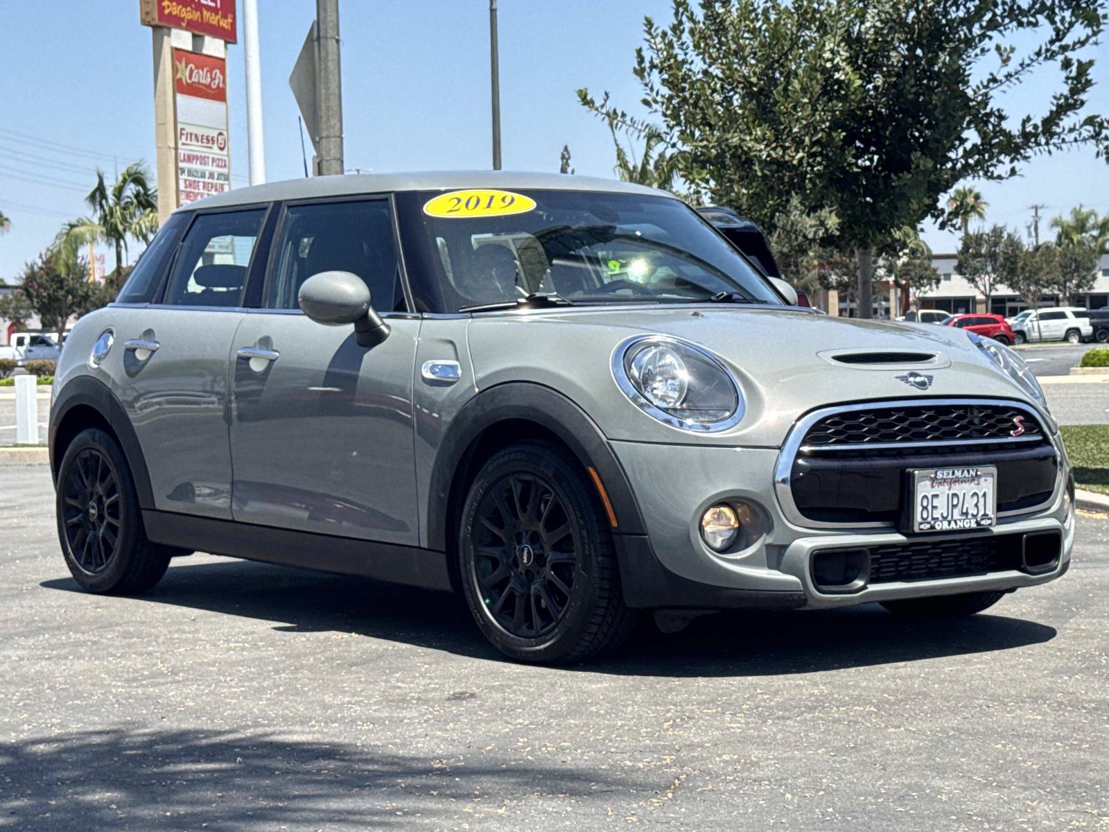 Used 2019 MINI Cooper S w/ Signature Upholstery Package FWD image 3