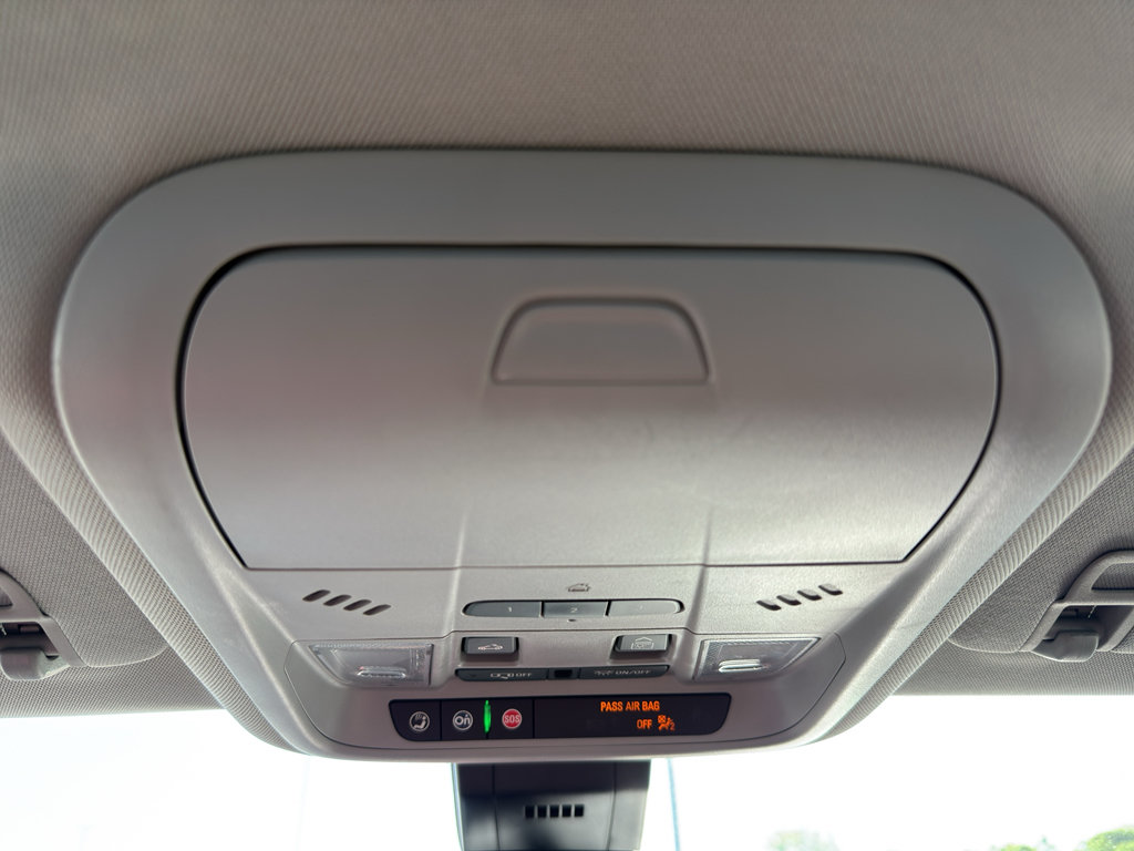 Used 2020 Chevrolet Equinox LT w/ Midnight Edition FWD image 23