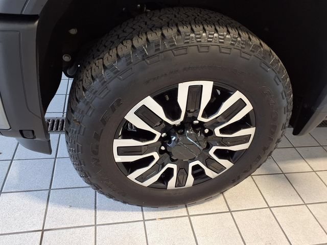 Used 2025 GMC Sierra 2500 Denali Ultimate AWD/4WD image 5