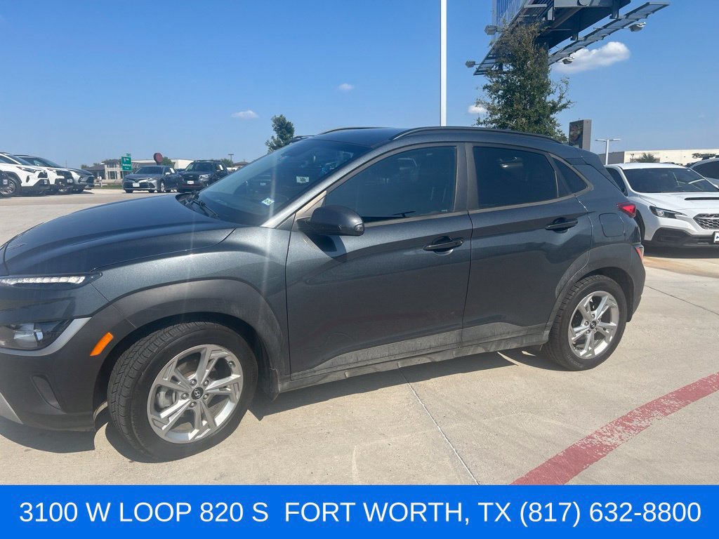 Used 2022 Hyundai Kona SEL FWD image 1