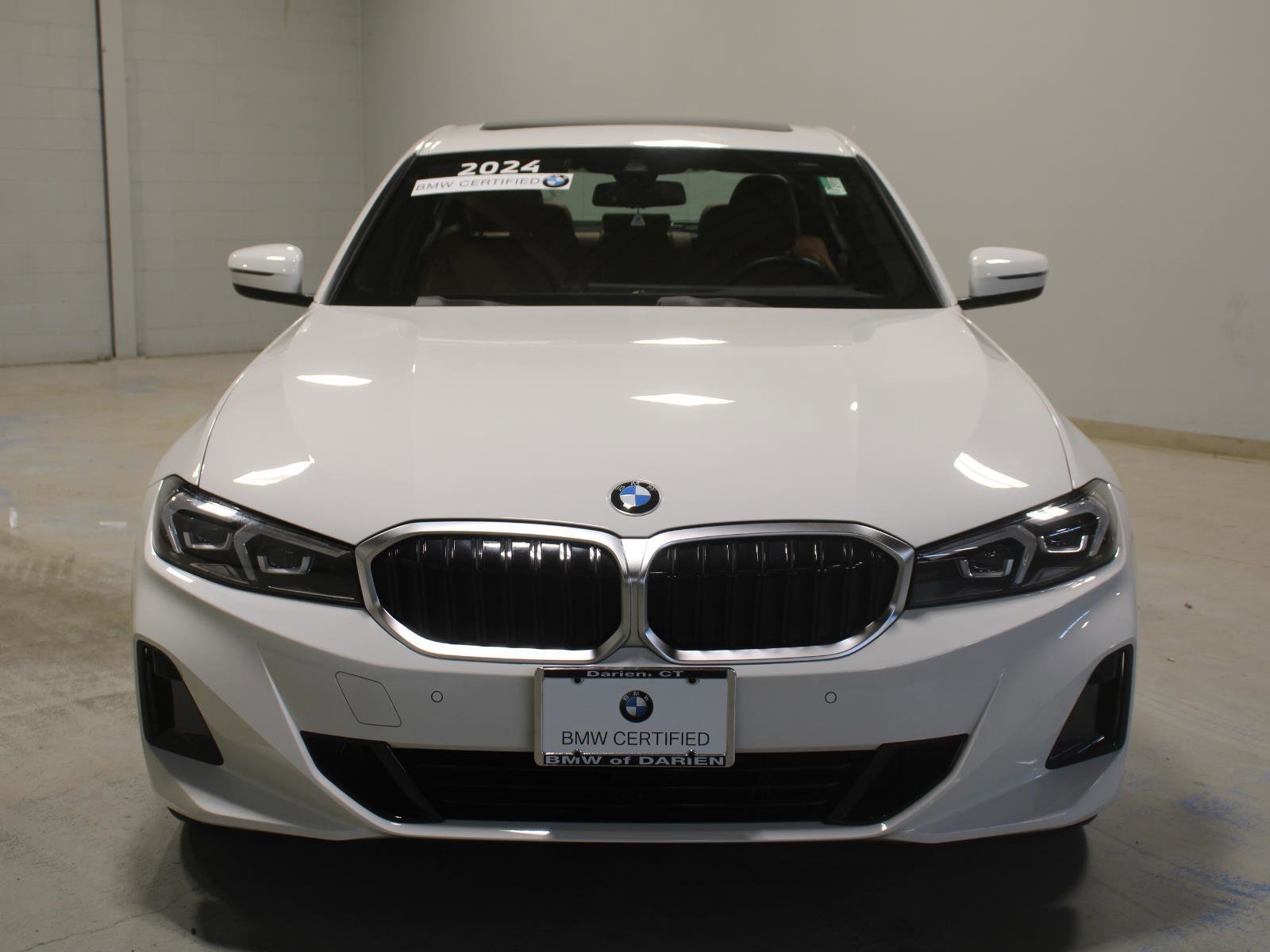 Certified 2024 BMW 330i xDrive Sedan w/ Convenience Package AWD/4WD image 15