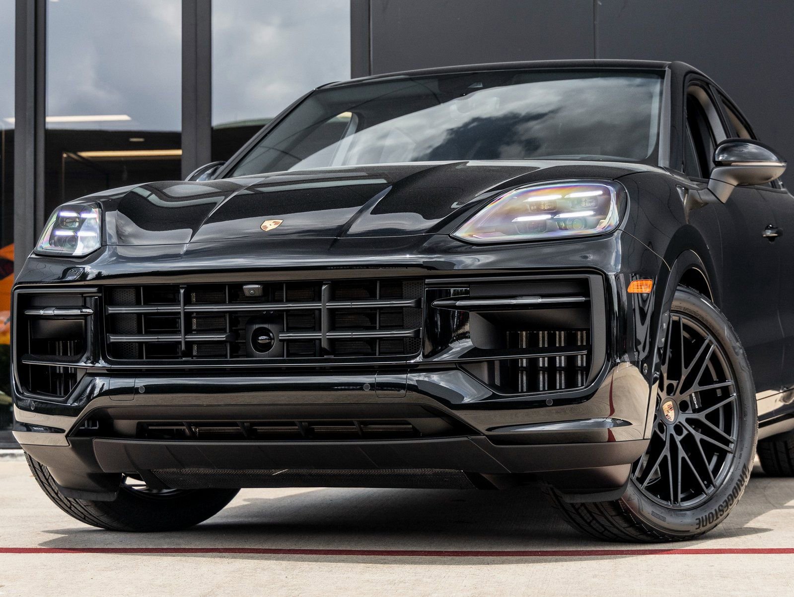Used 2026 Porsche Cayenne Coupe image 7