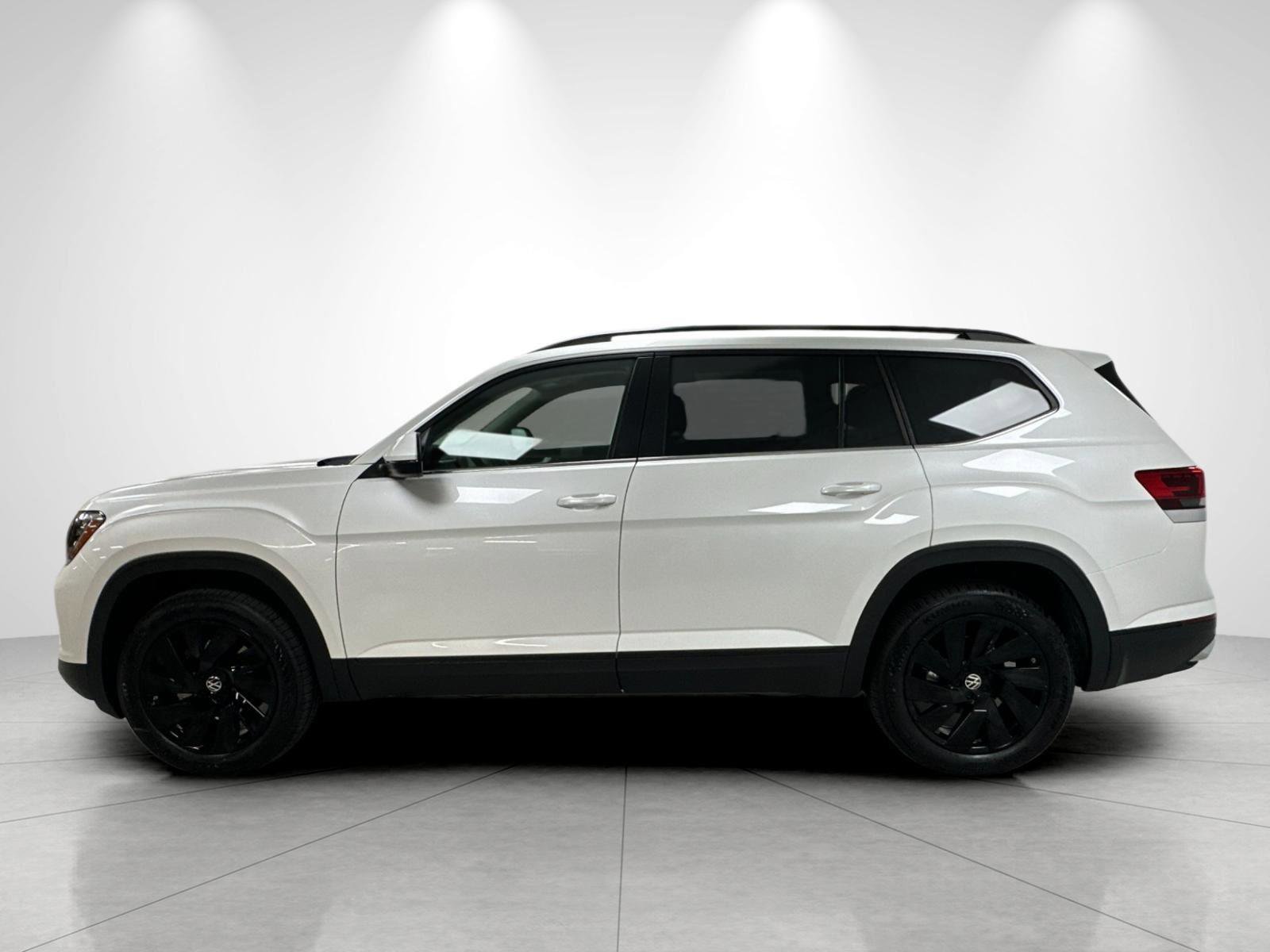 New 2026 Volkswagen Atlas SE AWD/4WD image 2