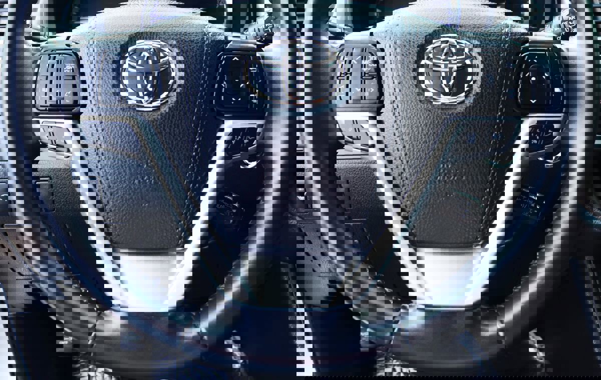 Used 2019 Toyota Highlander XLE image 57