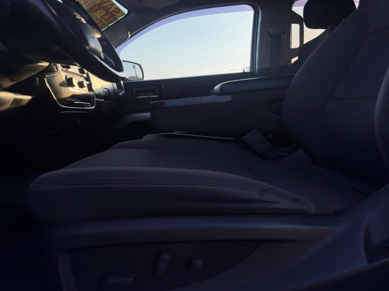 Used 2018 Chevrolet Silverado 1500 LT w/ All Star Edition AWD/4WD image 10