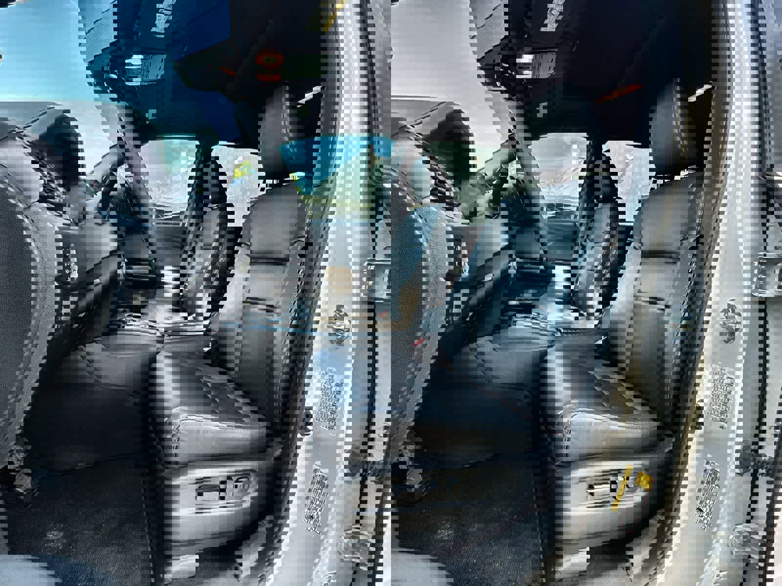 Used 2023 Honda Passport EX-L image 11