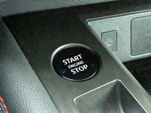 Used 2025 Nissan Kicks SR image 26