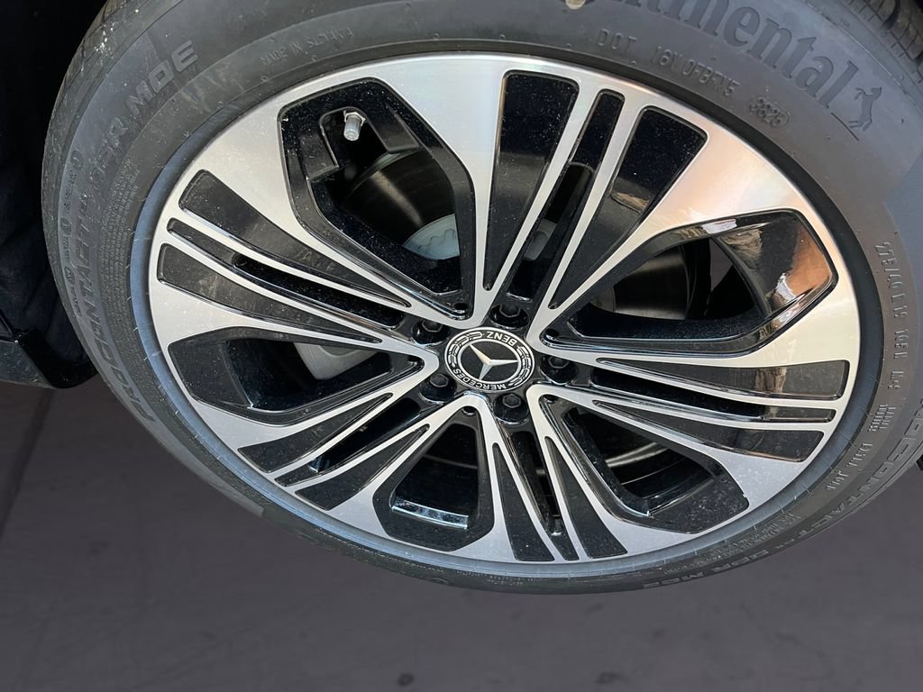 New 2026 Mercedes-Benz E 350 4MATIC Sedan image 9
