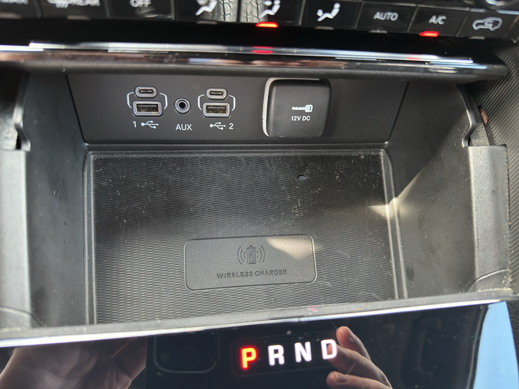 Used 2024 Jeep Grand Cherokee L Limited w/ Luxury Tech Group II RWD image 20