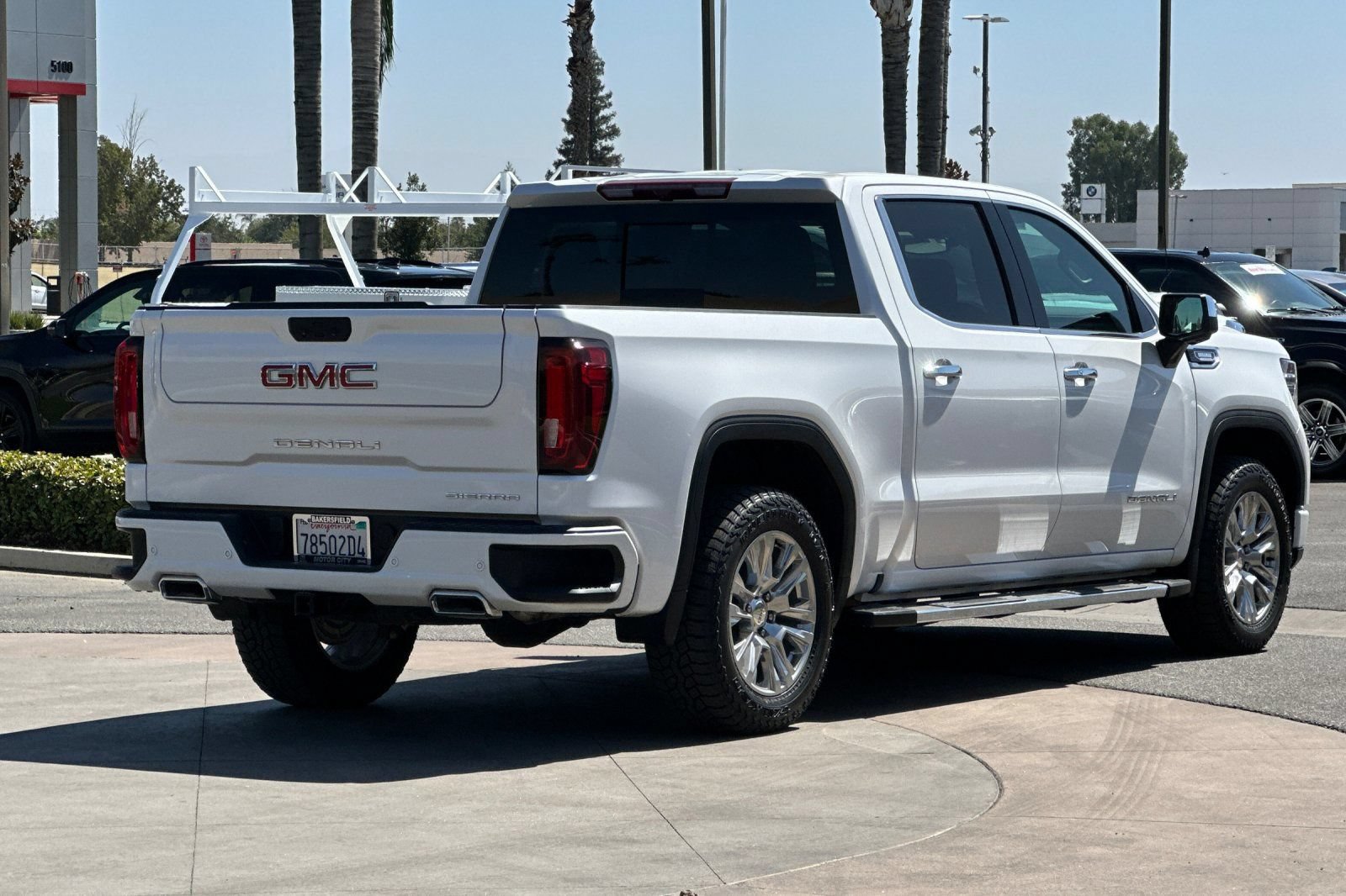 Certified 2025 GMC Sierra 1500 Denali AWD/4WD image 4