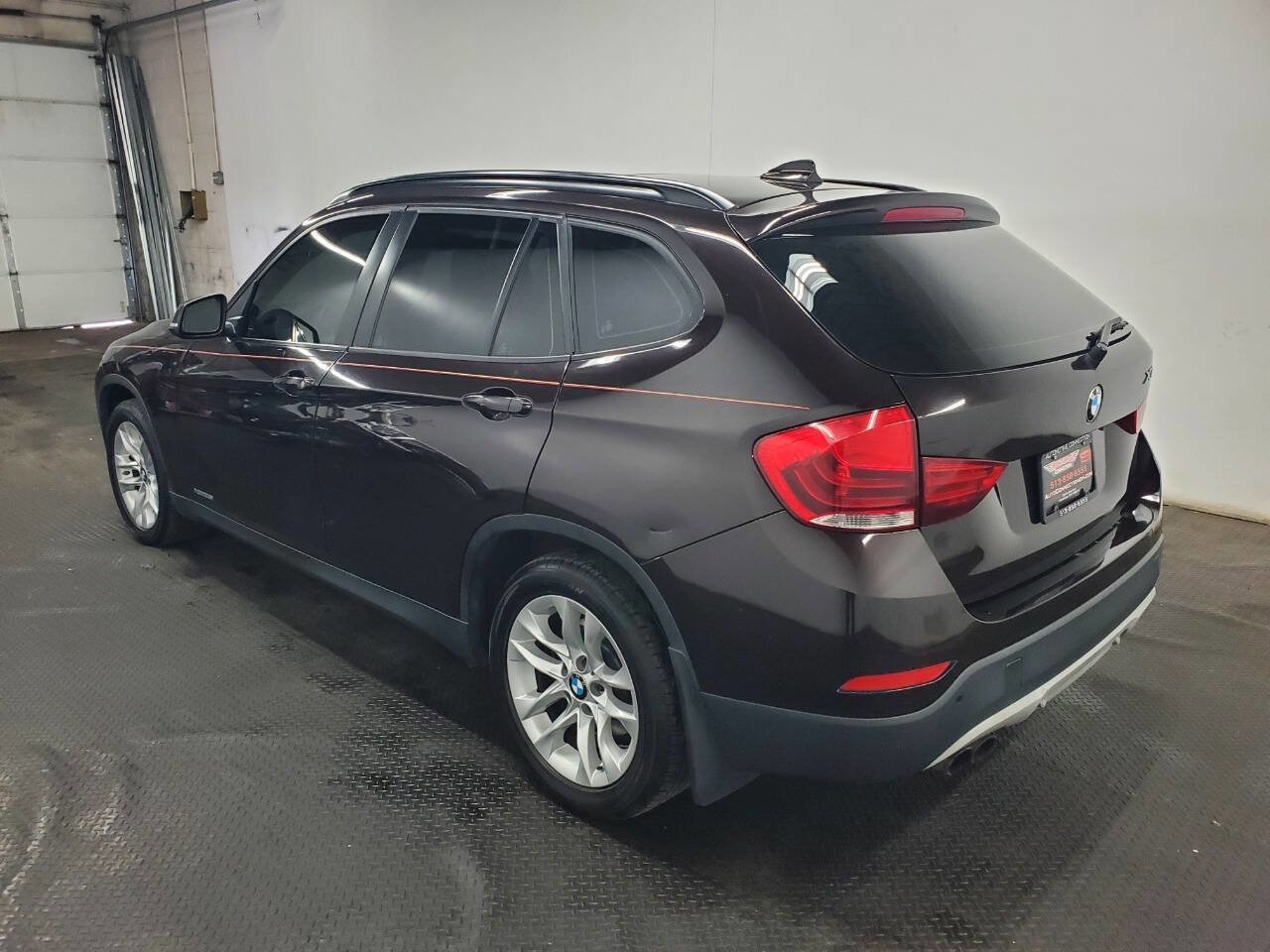 Used 2015 BMW X1 xDrive28i image 5
