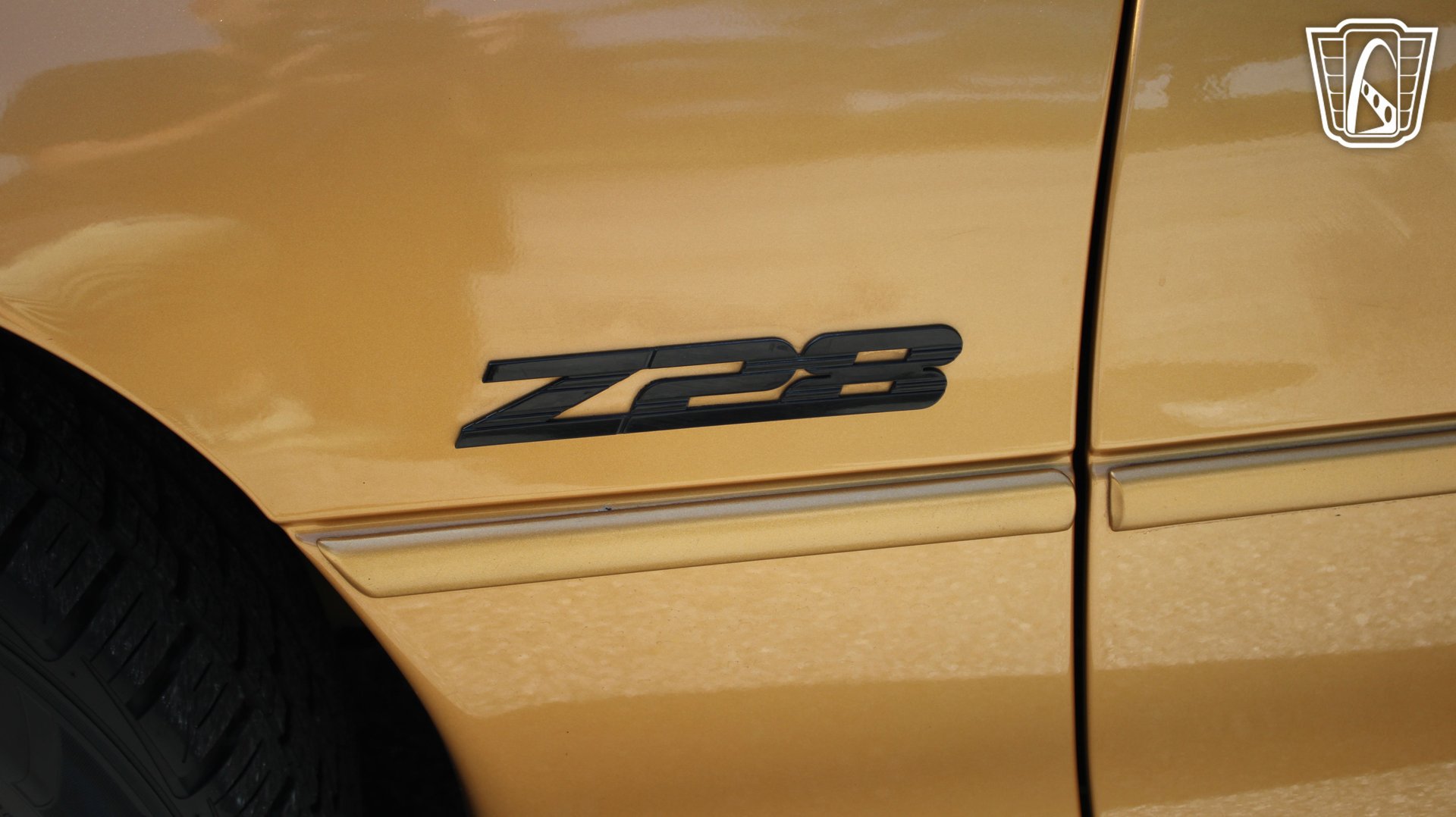 Used 1998 Chevrolet Camaro Z28 RWD image 39