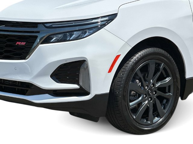 Used 2023 Chevrolet Equinox RS FWD image 9