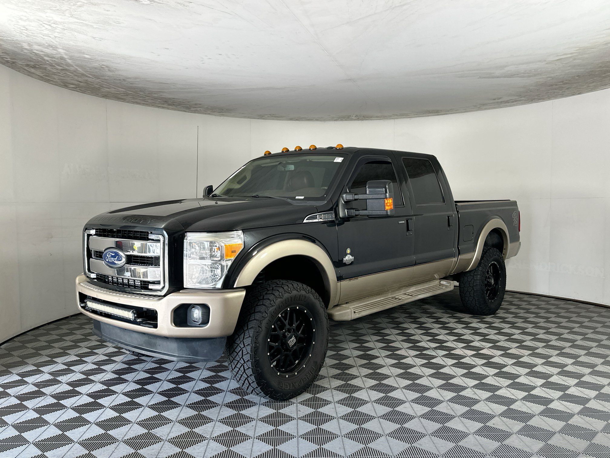 Used 2014 Ford F350 King Ranch w/ Snow Plow Prep Package AWD/4WD image 7