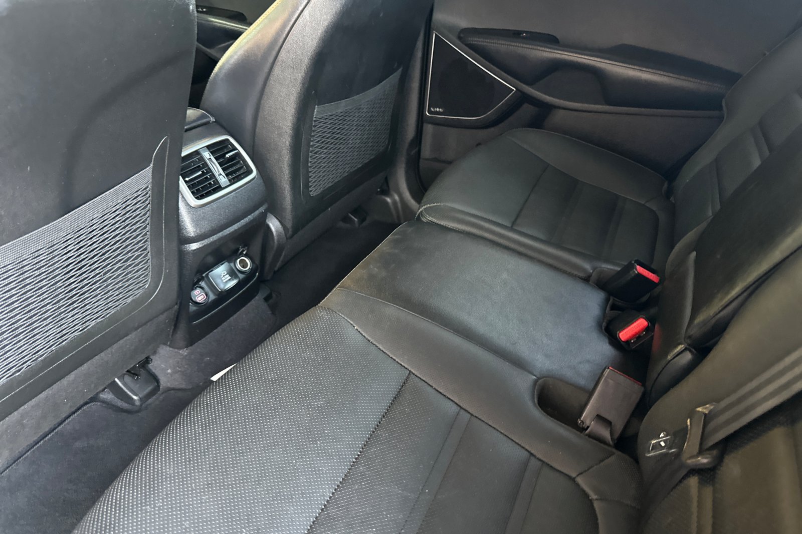 Used 2016 Kia Sorento SX FWD image 12