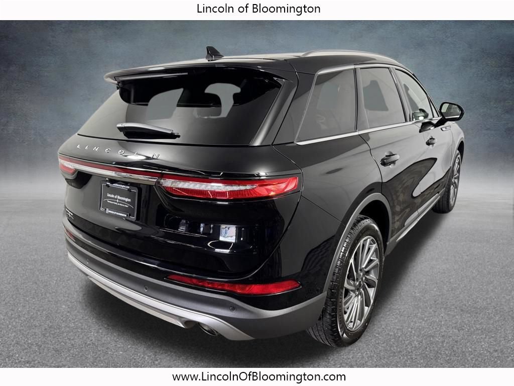 Used 2023 Lincoln Corsair Reserve AWD/4WD image 7