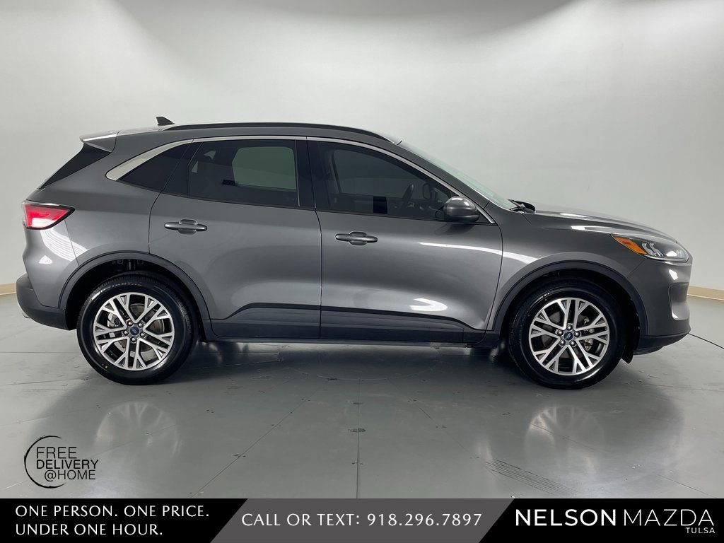 Used 2021 Ford Escape SEL image 5