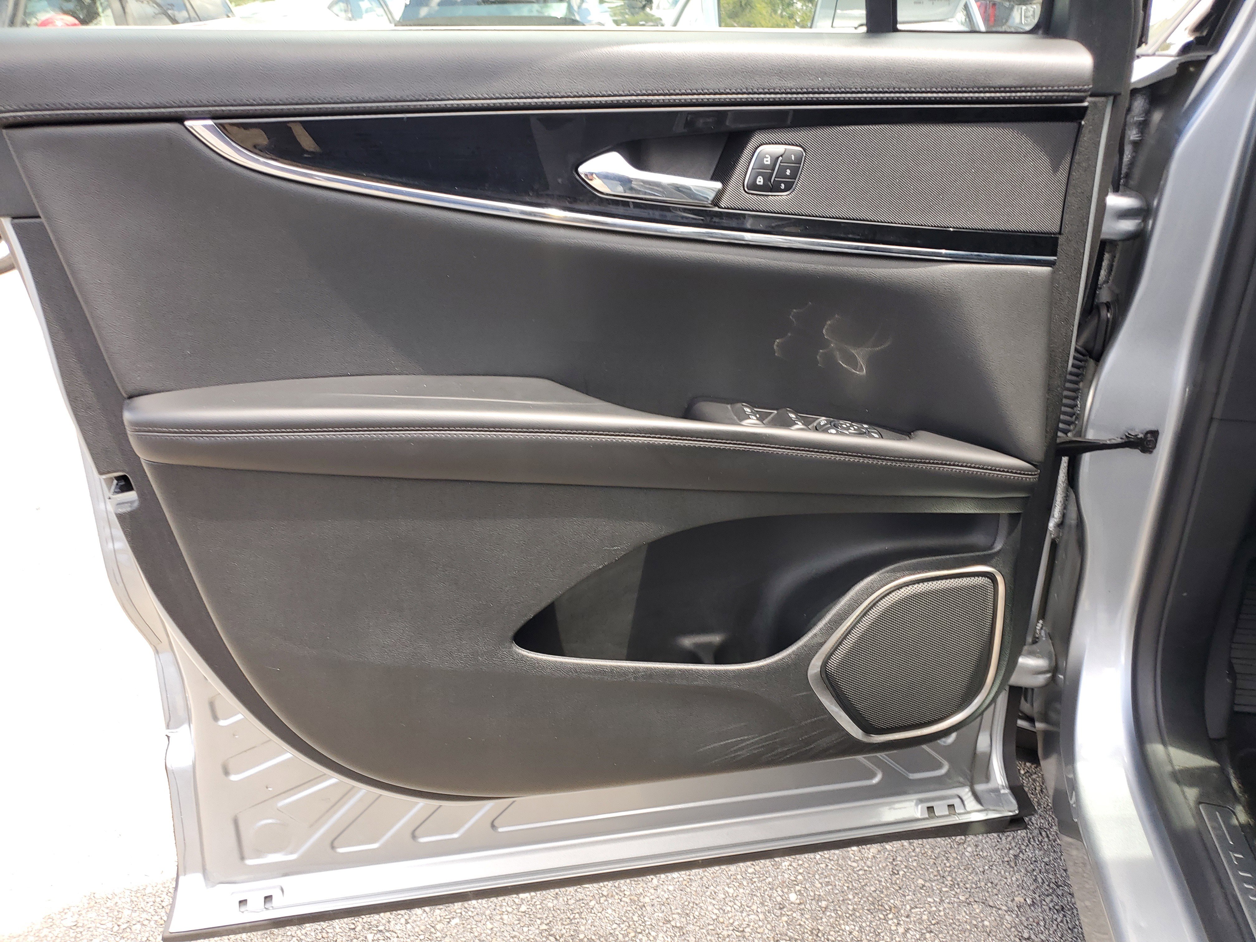 Certified 2023 Lincoln Nautilus AWD image 14