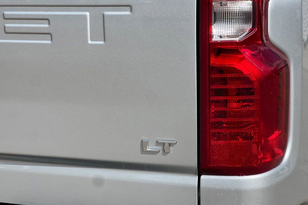 Used 2022 Chevrolet Silverado 2500 LT w/ Convenience Package image 22