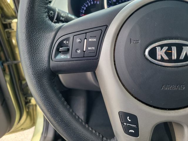 Used 2012 Kia Soul + FWD image 20