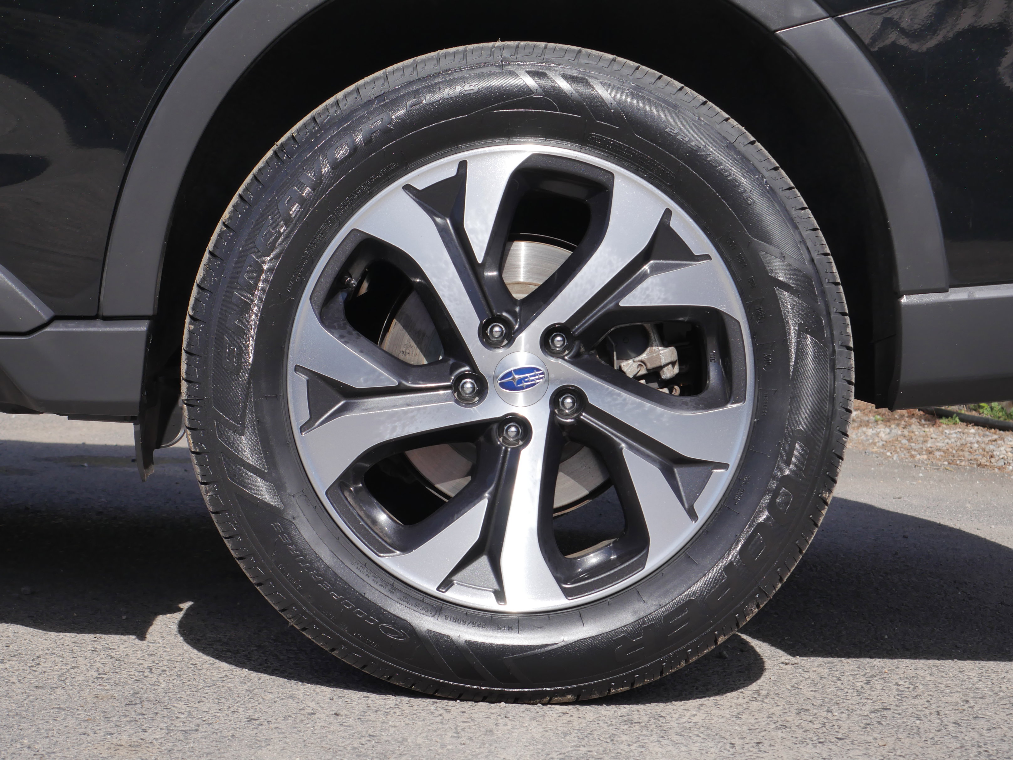 Used 2020 Subaru Outback Limited image 4