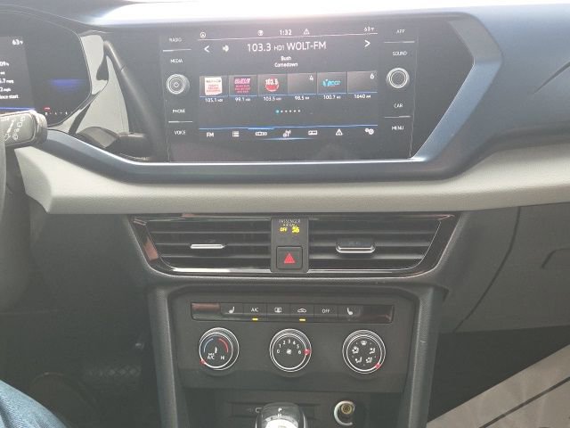 Used 2022 Volkswagen Taos SE image 29