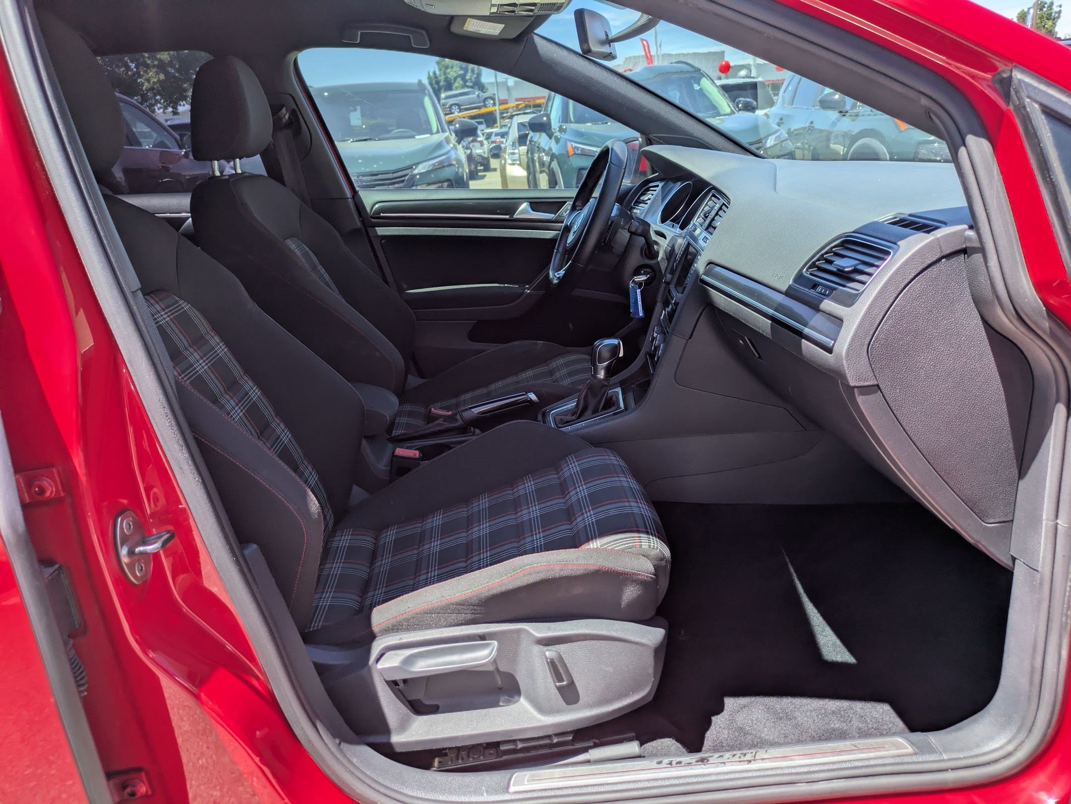 Used 2016 Volkswagen GTI S FWD image 30