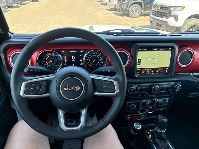 Used 2023 Jeep Gladiator Rubicon w/ LED Lighting Group AWD/4WD image 10