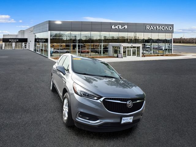 Used 2018 Buick Enclave Essence w/ Trailering Package FWD image 9