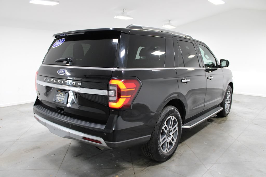 Used 2022 Ford Expedition Limited AWD/4WD image 9
