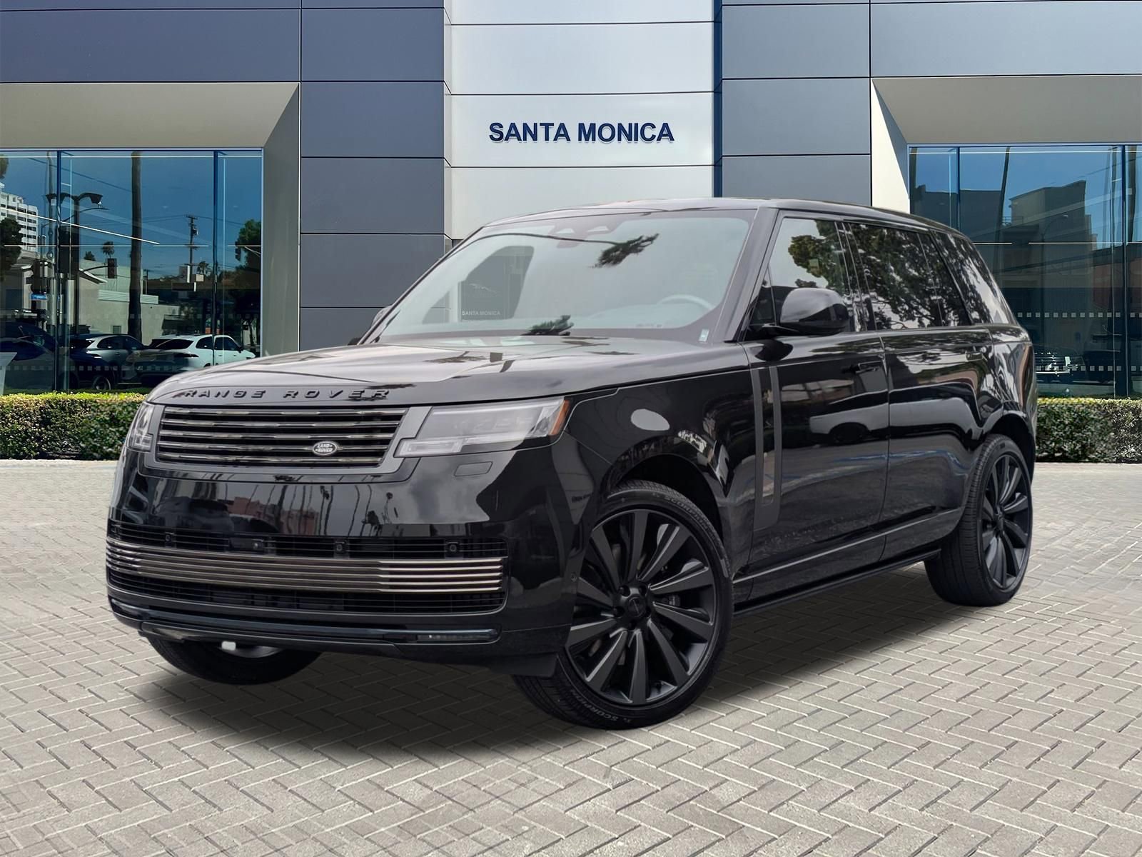 New 2026 Land Rover Range Rover SV AWD/4WD image 1