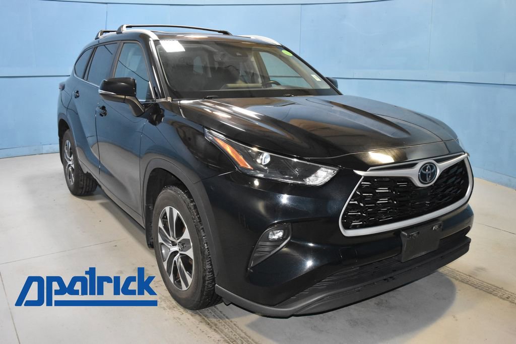 Used 2023 Toyota Highlander L
